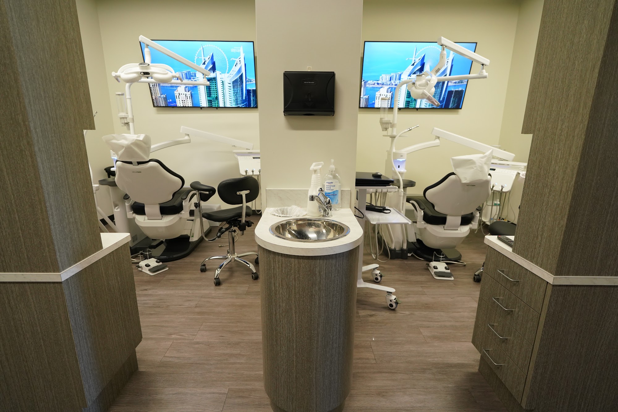 Modern dental treatment rooms at FLOSS Dental of Tomball